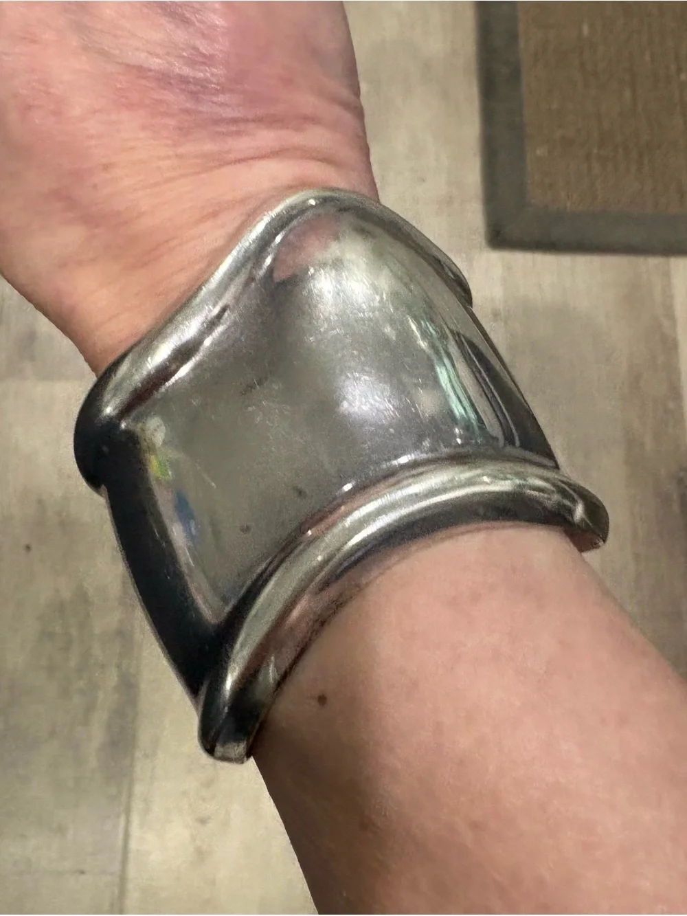 Tiffany & Co. Elsa Peretti Bone Cuff Bracelet Right Wrist Large 925 Italy